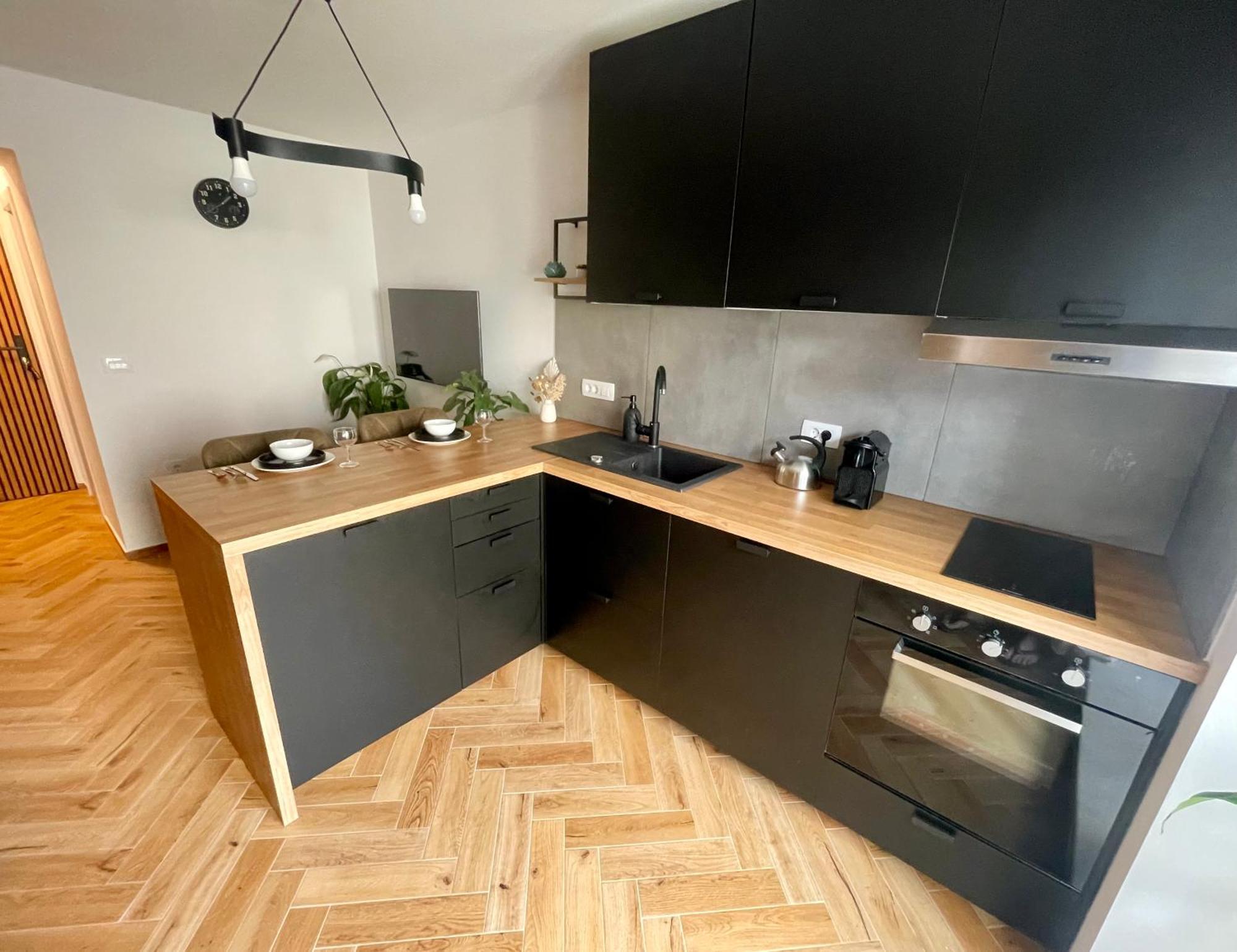 Gg Art Apartments III Ljubljana Eksteriør billede
